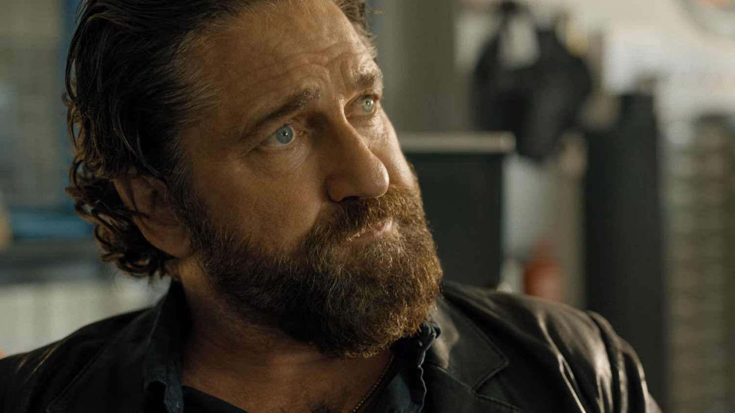 Gerard Butler in Den of Thieves 2: Pantera