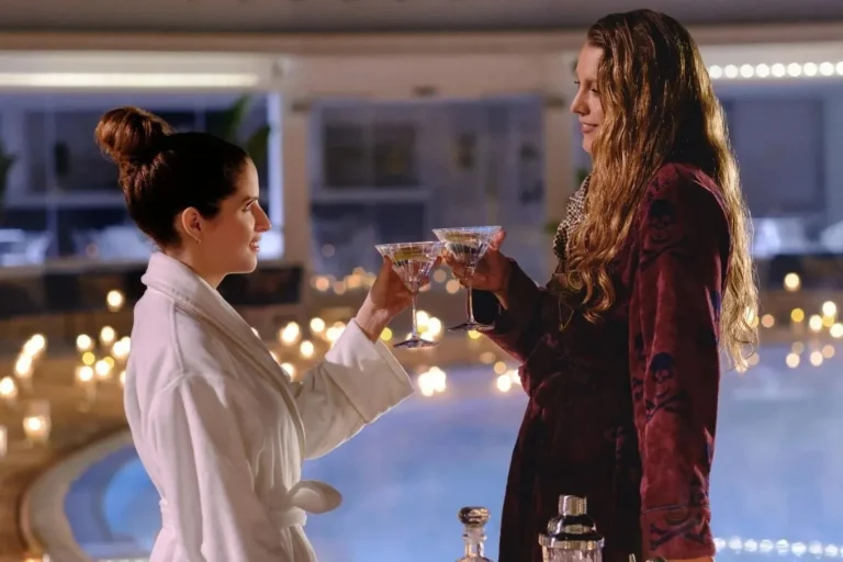 Another Simple Favor (2025) Movie Review: An Elegant Vacation To Leave You More Exhausted Than Relaxed
