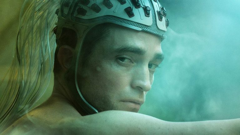 5 Reasons Why an Arnold Schwarzenegger Cult Classic Outplayed ‘Mickey 17’?