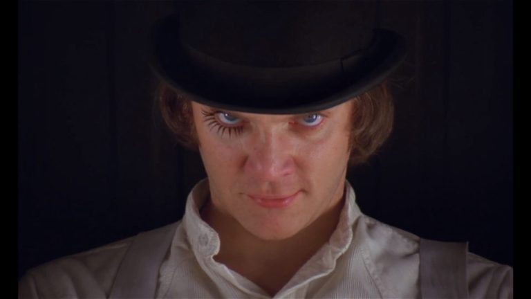 Fourth Wall Break in Cinema and Its Relationship with Brechtian Dramaturgy 