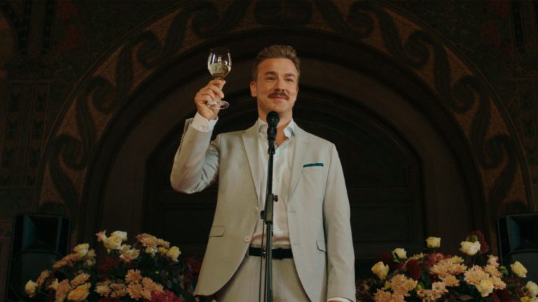 Peacock (Pfau - Bin ich echt?, 2025)