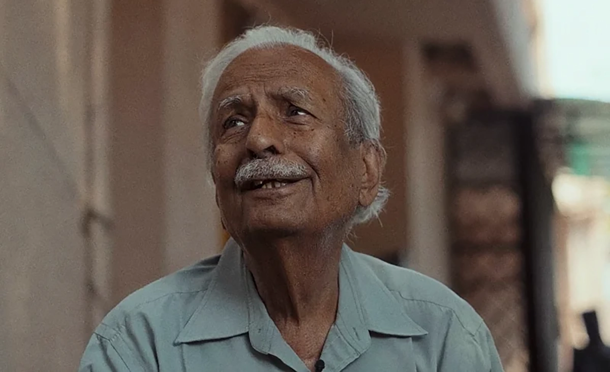 Chaar Phool Hai Aur Duniya Hai (2024)