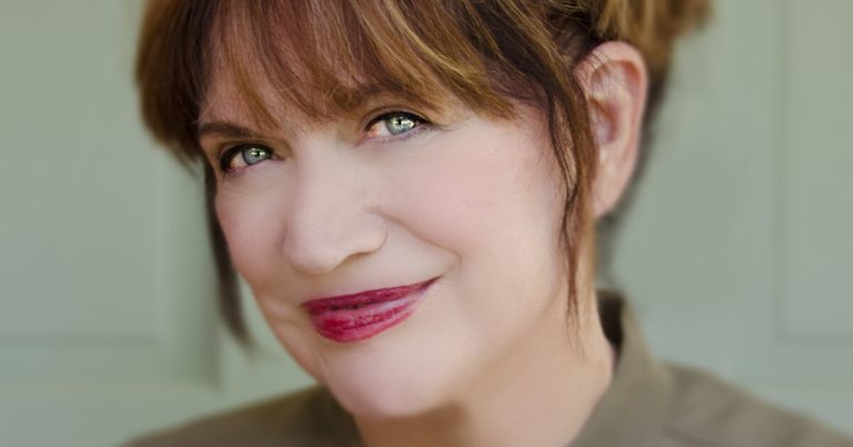 Cult Horror Scream Queen Camilla Carr Dead at 83: Shocking Final Days Revealed!