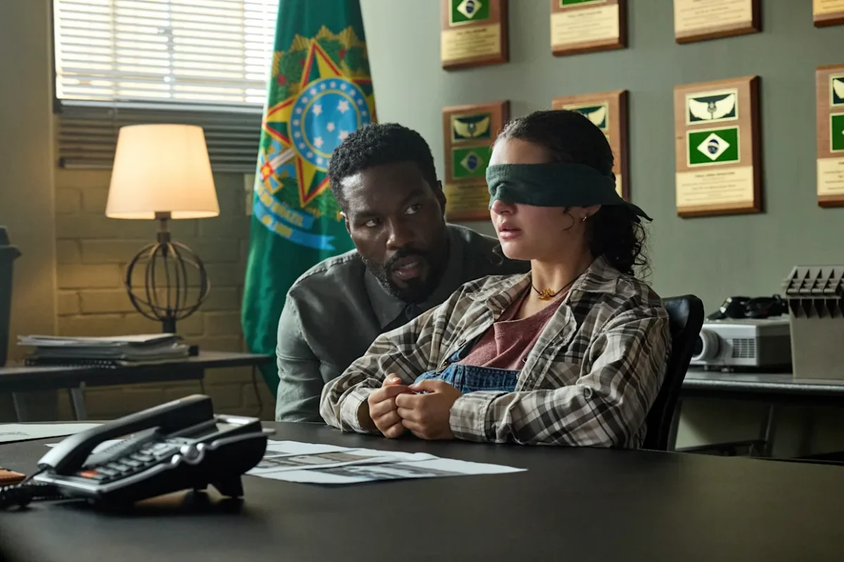 Yahya Abdul-Mateen II & Billie Boullet in Man on Fire