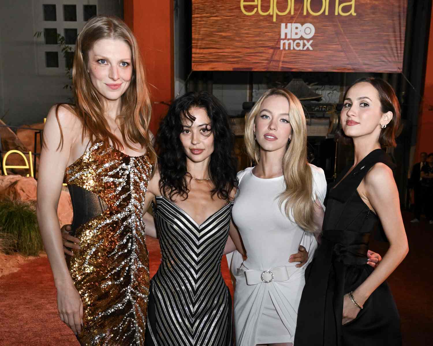 Euphoria Cast Love-Life