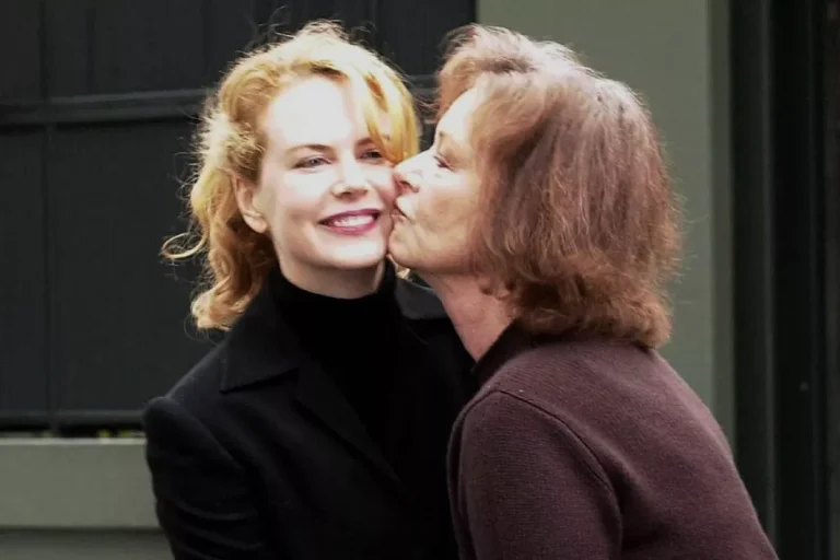 Nicole Kidman Recalls Learning of Her Mother’s Death at Venice Film Festival and How She Coped