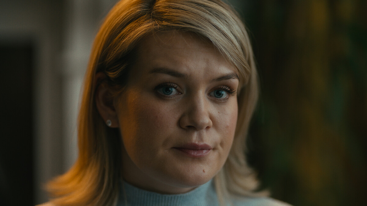 Dr. Caroline Muirhead in a light blue turtleneck sweater from the Netflix docuseries Should I Marry a Murderer.